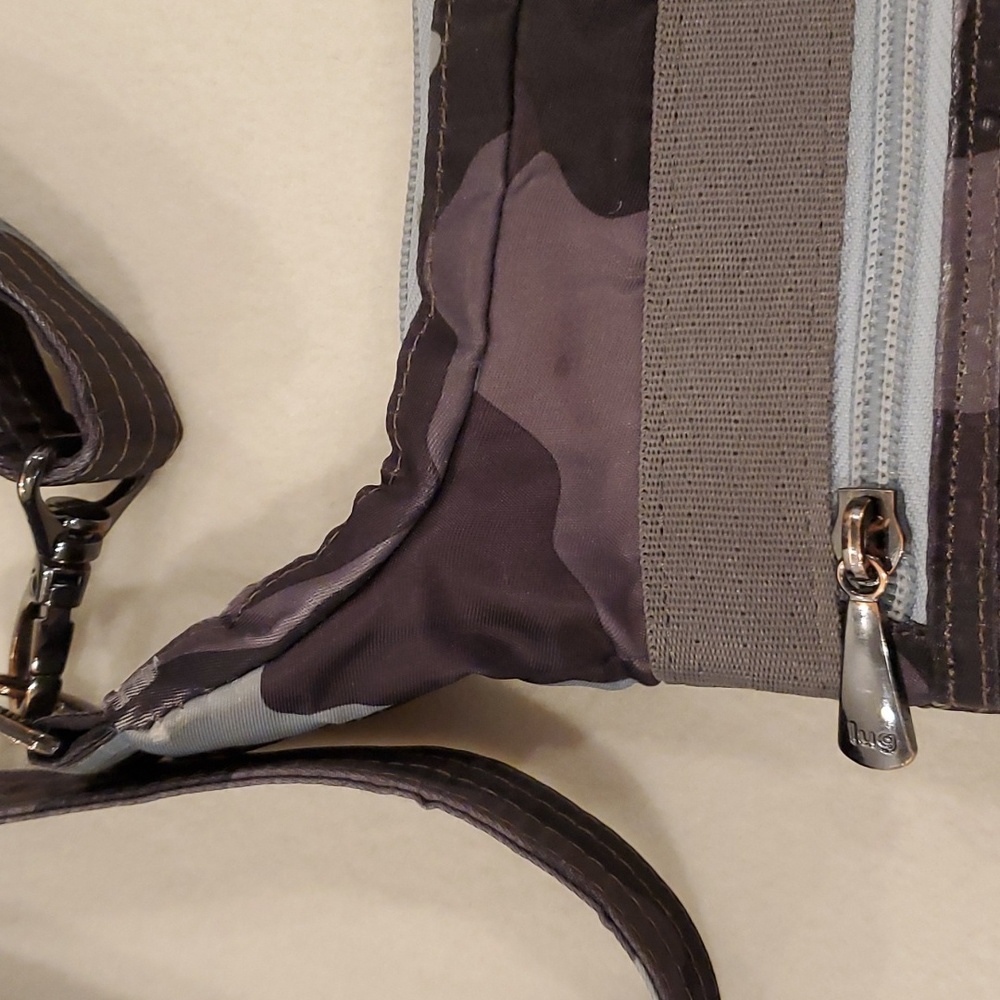 Lug Blue Camo Skipper Bag - Picture 2 of 10